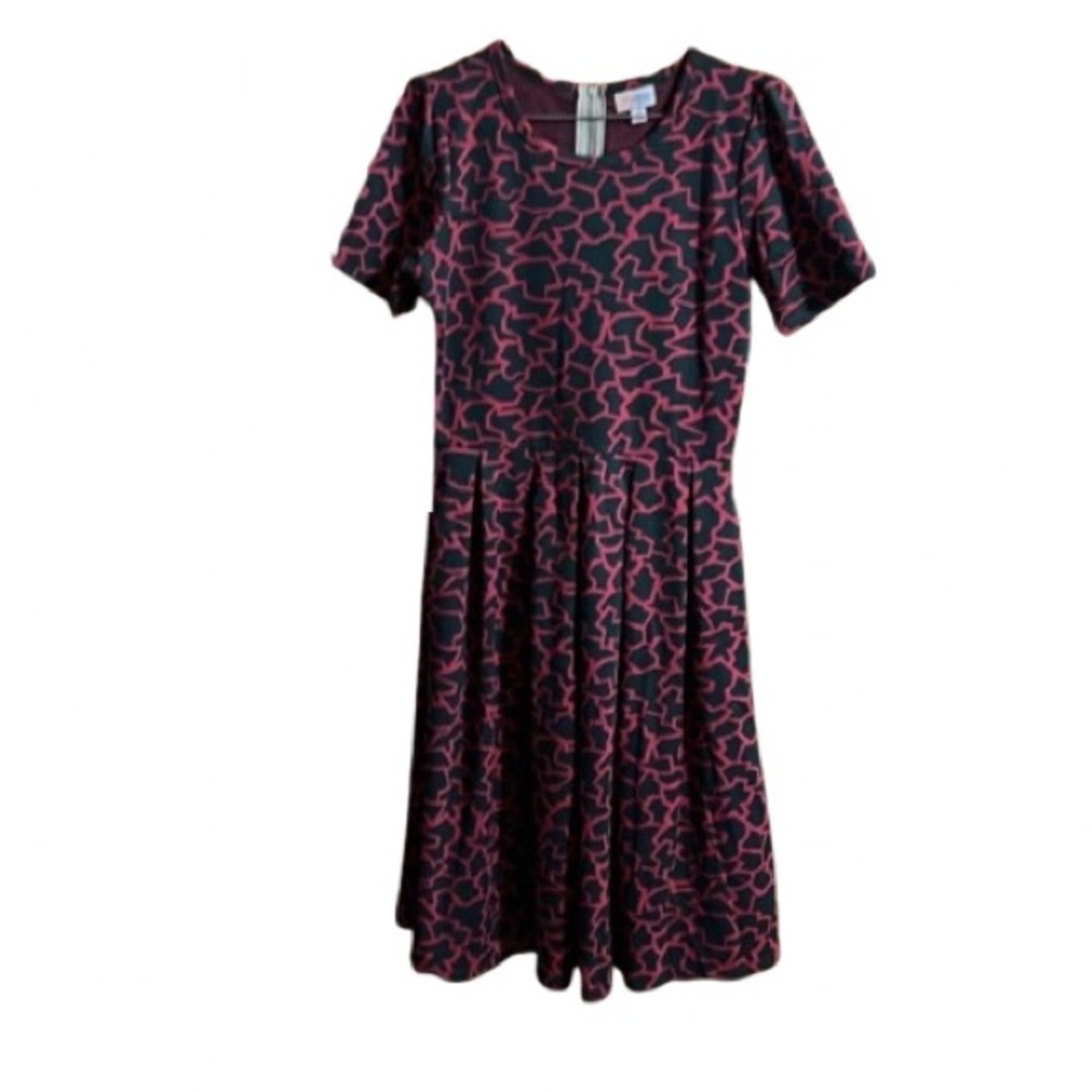 #380 LuLaRoe Medium Amelia dress with pockets